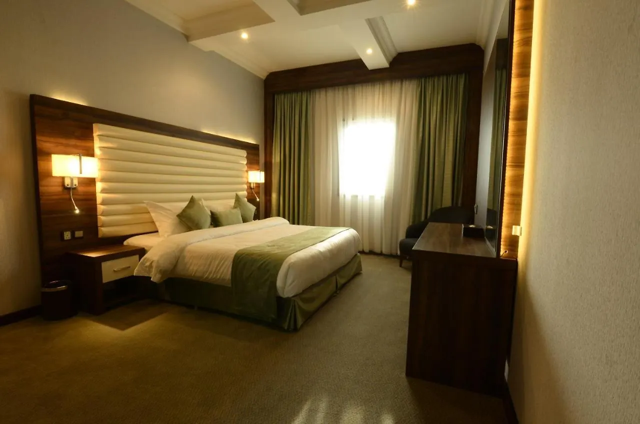 Dunes Hotel Jeddah 2*,