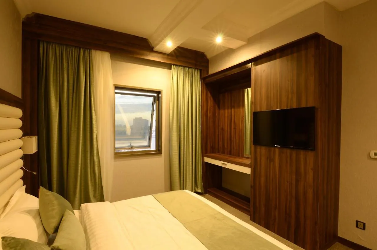 Dunes Hotel Jeddah 2*,  Saudi Arabia